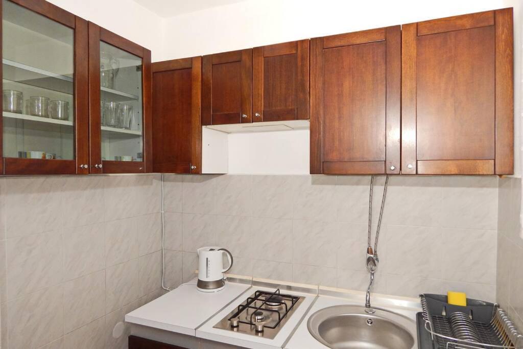 Apartment Eli Паг Екстериор снимка
