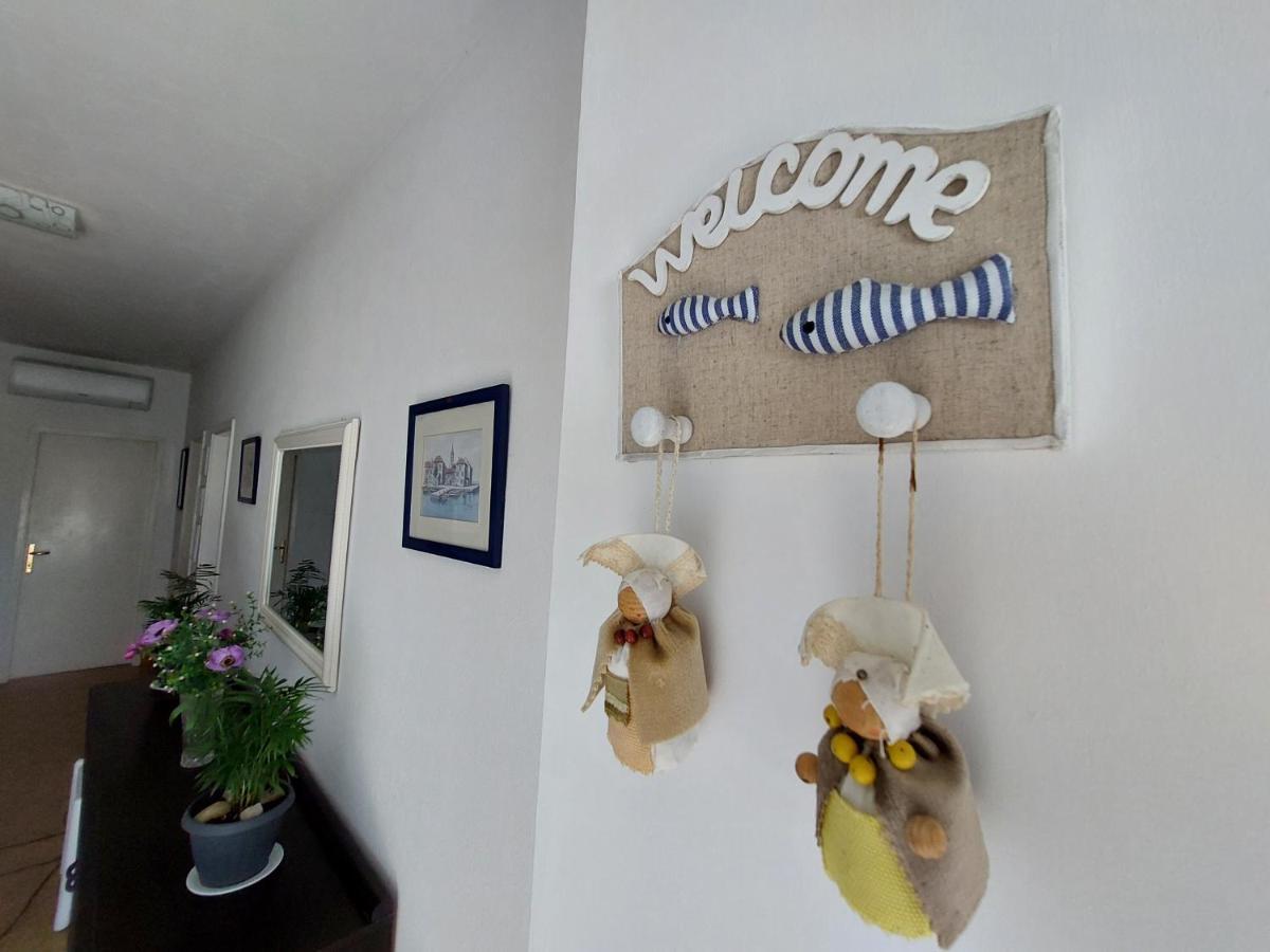 Apartment Eli Паг Екстериор снимка